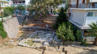 Πολυάνδριο (DJI0046)