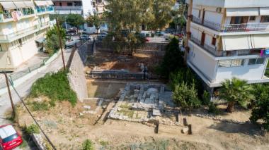 Πολυάνδριο (DJI0052)