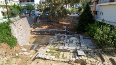 Πολυάνδριο (DJI0033)