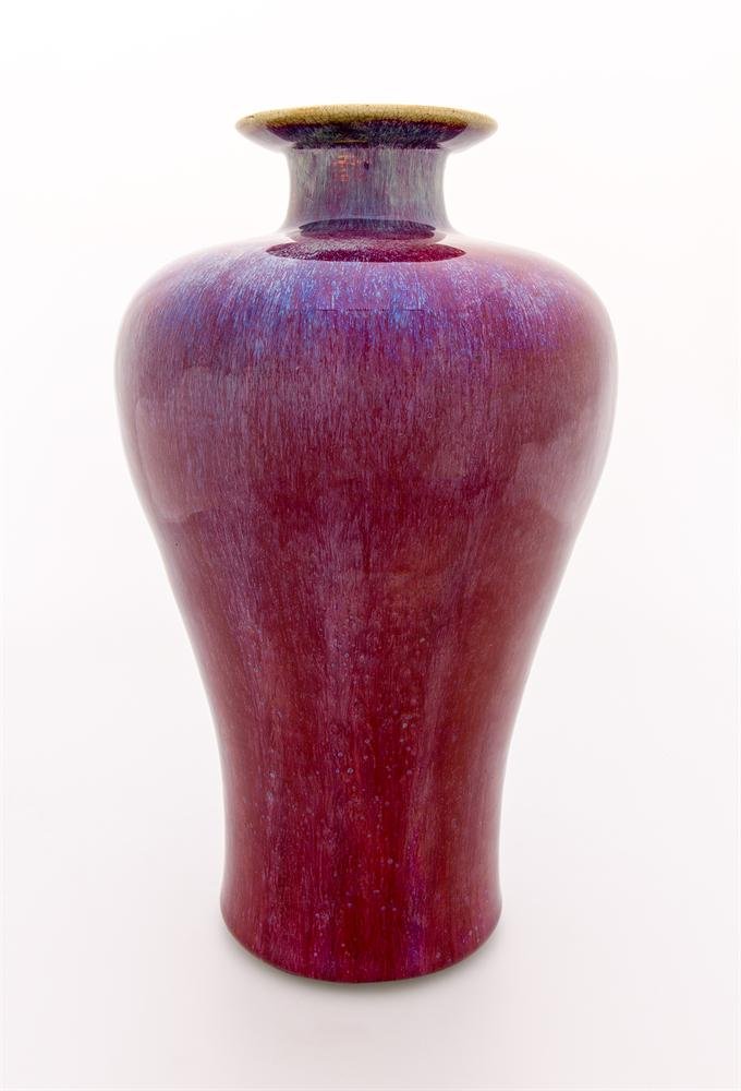 Meiping-shaped vase, porcelain with copper red glaze