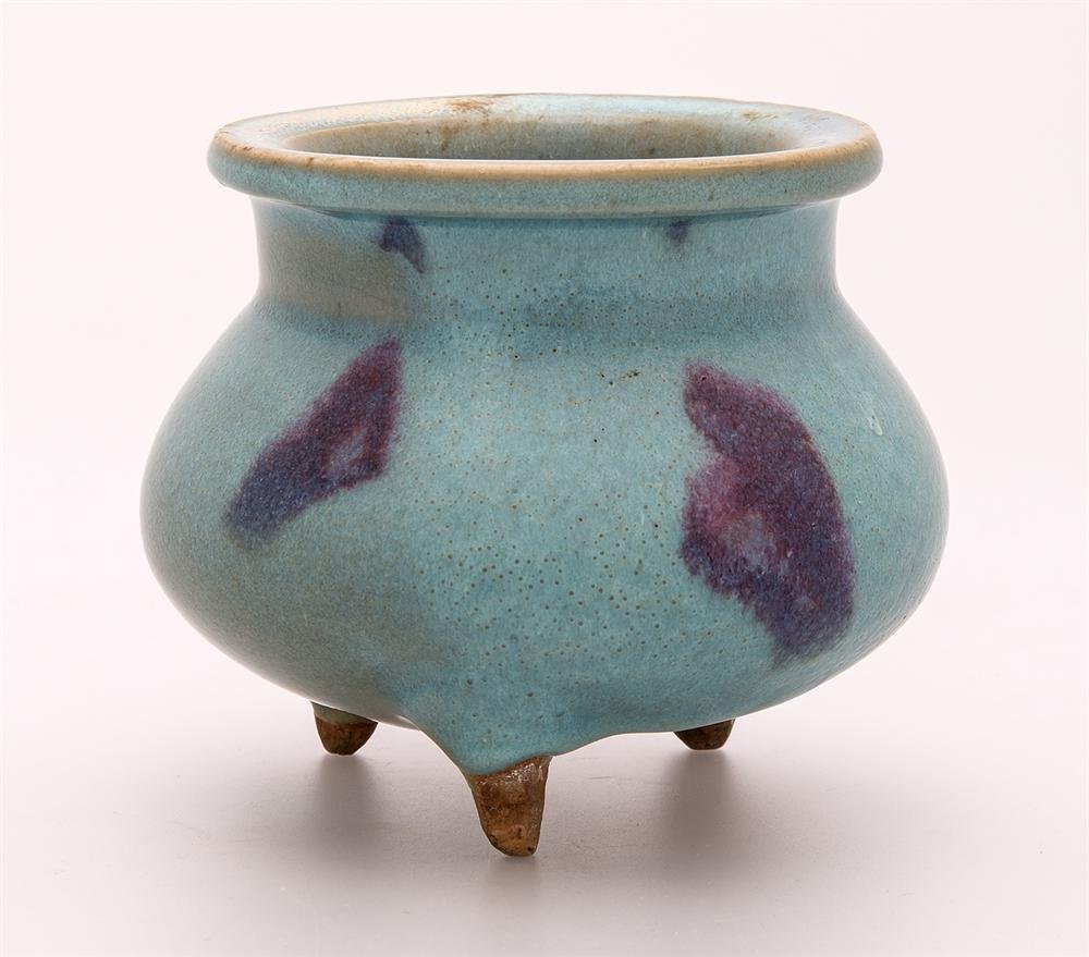 Tripod censer of glazed Jun stoneware