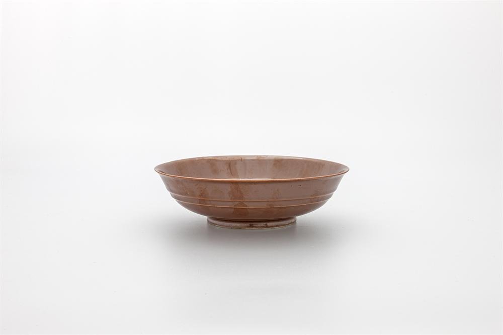 Bowl, porcelain with porcelain with coloured glaze
