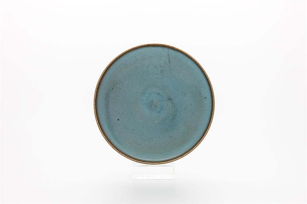 Dish of glazed Jun stoneware