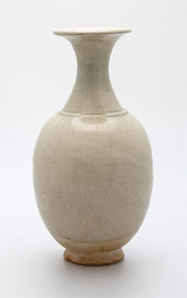 Bottle. Stoneware with white glaze