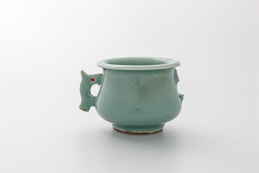 Incense-burner of glazed Longquan stoneware