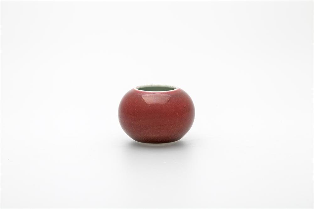 Pot, porcelain with copper red glaze