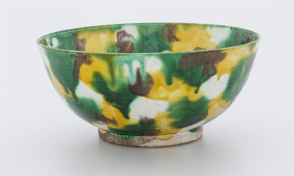 Bowl, porcelain with enamel decoration