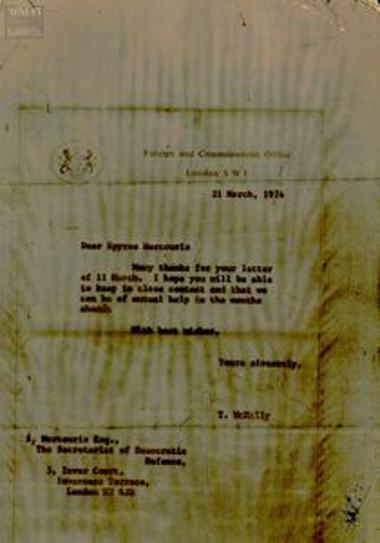 Correspondence, briefing memos and letters between Sp. Mercouris and the Central Council of the Democratic Defence (DA)