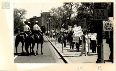 Διαδήλωση στον Λευκό Οίκο υπέρ της Ελλάδας