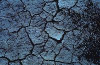 Σκασμένη γη στη λιμνοθάλασσα Επανομής