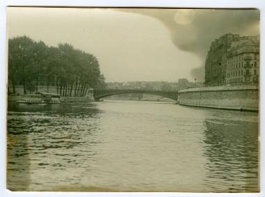 1 φωτογραφία στην γέφυρα d'Arcole, Παρίσι