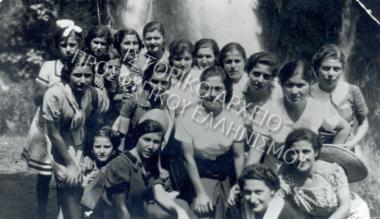 Συλλογή Κοκκά Ευτυχίας.