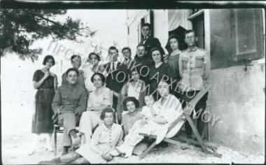 Συλλογή Γραμματικού Ελένης και εγγονών Νικολάου Χαλκιά & Ελένης Φατσή (Νο1)