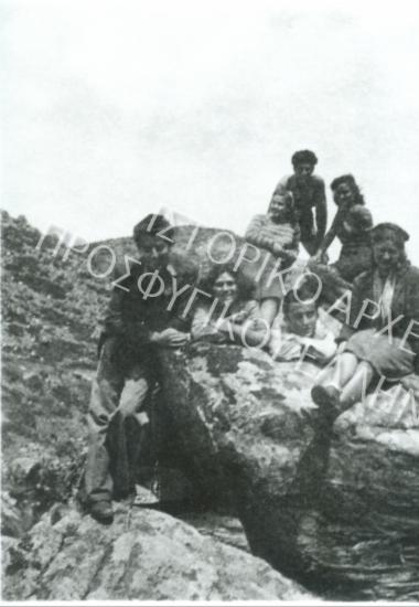 Συλλογή Πανελλήνιας Ένωσης Αγωνιστών Εθνικής Αντίστασης (Π.Ε.Α.Ε.Α.)