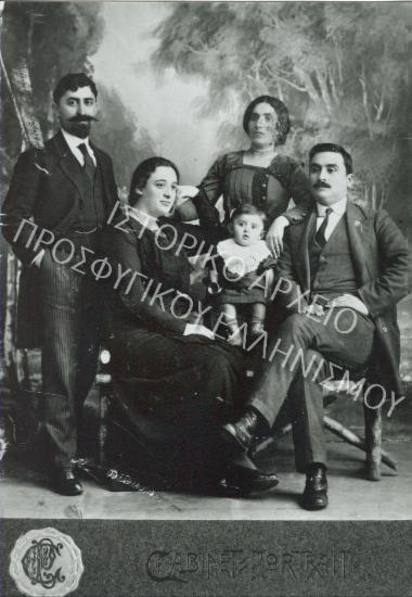 Συλλογή Θεοφυλάκτου Άννα.