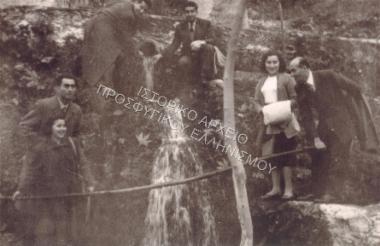 Συλλογή Κιουπτσίδη Γεωργίου.