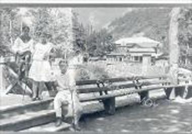 Συλλογή Ευθυμιάδη - Μουτζούρογλου Ελένη.