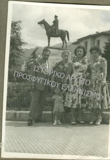 Συλλογή Χαλαμούδη - Σαρμαδοπούλου Κυριακή.