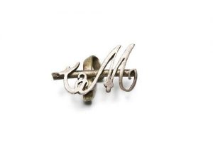 Link for bangles, silver, with cut out initials 