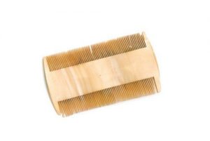 Comb ivory, it belonged formerly to Ida Sasson.