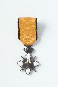 Order of the Phoenix (miniature), Knight Gold Cross with swords, awarded to Dr