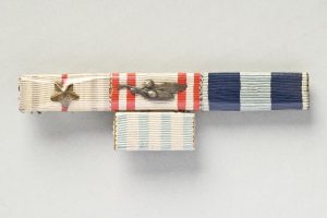 Medal (Ribbon bar) of Cross of the National Struggle and Silver Star of the Red Cross (1946-50) awarded to Elly Sakki.