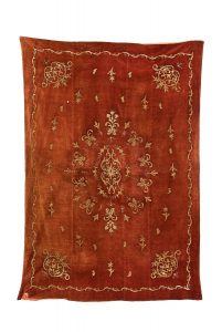 Torah ark curtain, mahagony velvet with laid and couched gold embroidery, central floral ornament, corner motifs and scrolling border, bedspread in secondary use.
