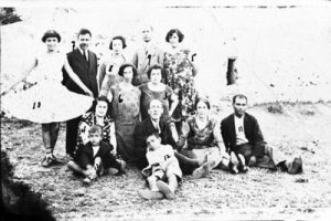Postcard, Group from Xanthi on a picnic to Fera, Fera, 25 July 1929.