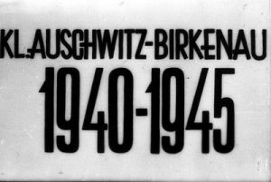 KLAUSCHWITZ-BIRKENAU 1940-1945
