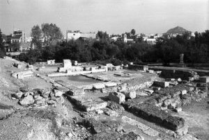 Possible synagogue foundation in Athenian Agora.(NE)