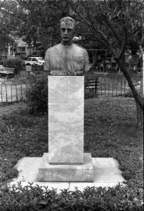 Mordohaios Frizis's statue, Chalkis.