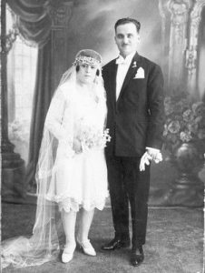 Souvenir from the marriage of Regina Malla and Alberto Serour, Cairo, 19/09/1926.