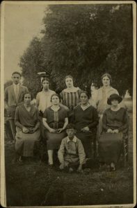 A Jewish family from Kastoria.