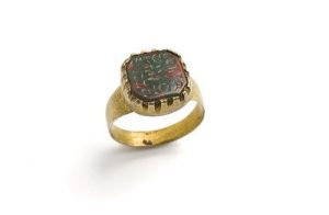 Man's signet ring with bloodstone seal, Hebrew inscription.