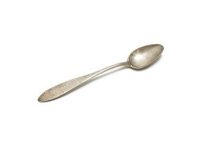 Silver cake spoon, engraved with leave motif.