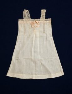 Sleeveless cotton with lace.