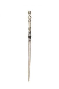 Silver Torah pointer with head-shaped top engraved with face