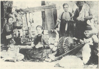 Οι υφάντρες των Μανάκια, Αβδέλλα αρχές 20ου αι.