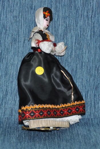 Folk female doll