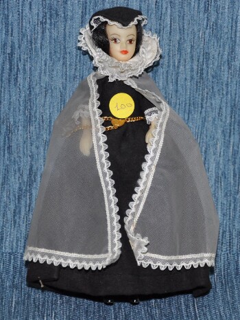 Mary Queen of Scots national costume doll