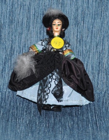 New Zealand folk doll, Brenda