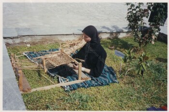 Weaving straw. G. Th. Deliopoulos' folk display