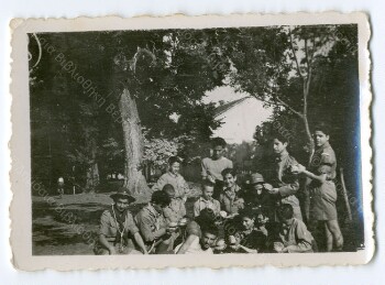 Potato peeling of the work group of Scouts at Macrochori
