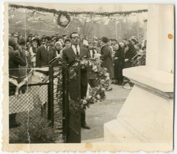 Κατάθεση στεφάνου στο Ηρώο του χωριού Αγία Βαρβάρα