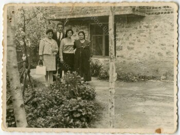 Οικία στην περιοχή των καταρρακτών 1957