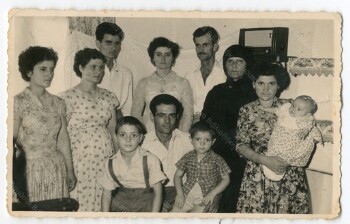 Πολυμελής οικογένεια