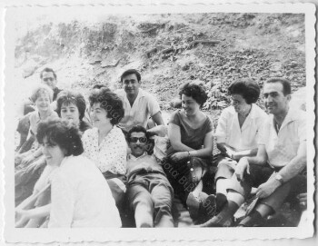 Πρωτομαγιά στο μοναστήρι του Προφήτη Ηλία στις όχθες του ποταμού Αλιάκμονα