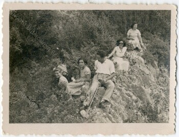 Στους πρόποδες του Βερμίου, εκκλησία Αγίας Τριάδας