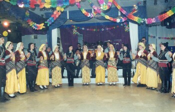 Αποκριάτικος χορός της Ευξείνου Λέσχης Βέροιας στο κέντρο 