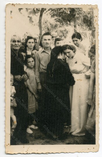 Χαιρετισμός της νύφης μετά το γάμο